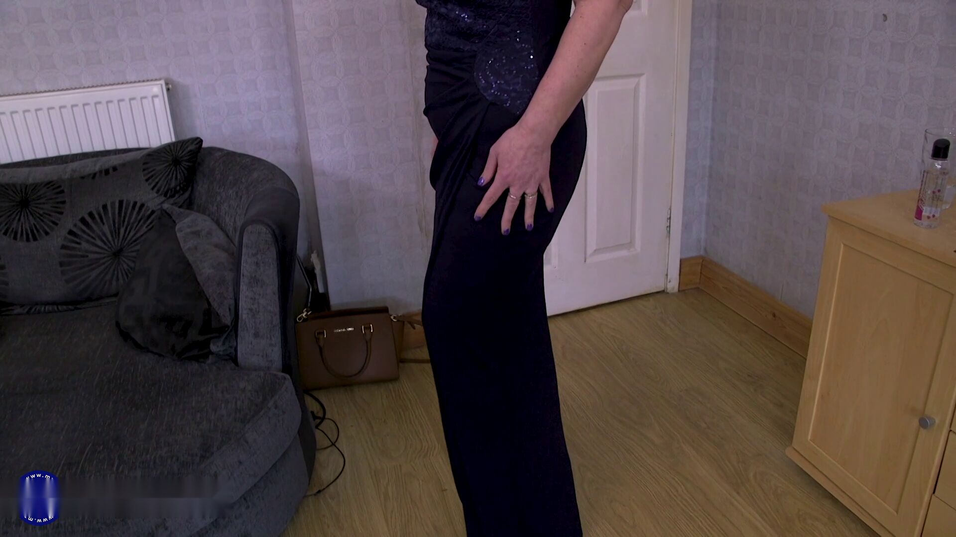UK MILF Porn Solo